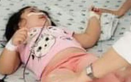Bé 3 tuổi ăn nhầm cơm trộn với thuốc chuột do bà nội trộn bẫy chuột