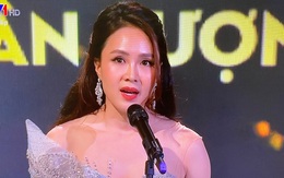 VTV Awards 2020: 'Hoa hồng trên ngực trái' đại thắng, Hồng Diễm 'lên ngôi'