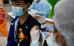 Quyết tâm mở lại trường học, Thái Lan xét nghiệm ngẫu nhiên học sinh