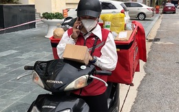 Phận 'nữ nhi' làm nghề chuyển phát