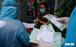 Oxfam và 2 đại sứ quán New Zealand, Thụy Sĩ hỗ trợ 700 lao động ở TP.HCM