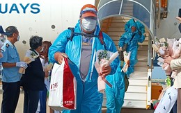 Chuyến bay đưa khách quốc tế có 'hộ chiếu vắc xin' đầu tiên đến Khánh Hòa