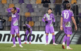 Tottenham thua 'sốc' trước đối thủ 'tí hon' kém gần 100 lần về giá trị