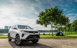 Toyota tung ưu đãi ‘khủng’ - Fortuner tiếp tục ‘hút sóng’