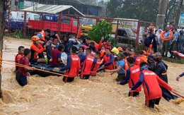 19h ngày 16-12, siêu bão Rai gió giật trên cấp 17 ngay miền Trung Philippines