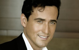 Danh ca nhóm Il Divo Carlos Marín qua đời ở tuổi 53