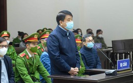Luật sư của ông Nguyễn Đức Chung xin được mang 'vật chứng quan trọng' vào tòa