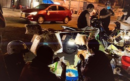 'Hết dịch, mẹ về với em bé nhé!'