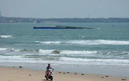 Chưa có hiện tượng rò rỉ tro bay, tràn dầu trong vụ tàu chìm ở biển Mũi Né