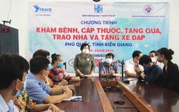 Khám, phát thuốc cho 500 người có hoàn cảnh khó khăn tại Phú Quốc