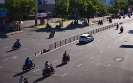 Một năm có 8 tháng!