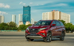 Toyota Rush 2021 nâng cấp hệ thống giải trí, tặng bảo hiểm Vàng