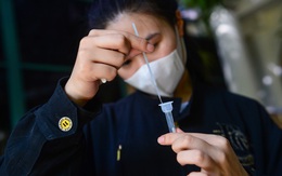 Người dân tự làm test nhanh COVID-19 tại nhà ra sao?