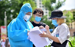 TP.HCM: Tất cả người nước ngoài được tiêm vắc xin ngừa COVID-19