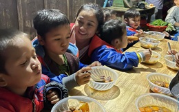 Gửi trao hơi ấm ngày xuân đến vùng xa những ngày cuối năm