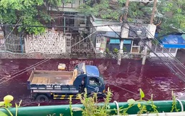 Nước ngập đỏ lòm đường Phan Anh, Tô Hiệu sau mưa: Vẫn chưa tìm ra nguyên nhân