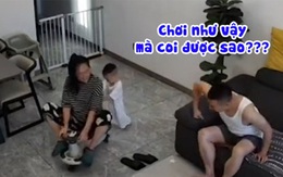 Lần đầu làm bố mẹ nên vẫn giành đồ chơi của con