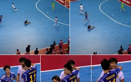 Cầu thủ futsal Indonesia được khen khi từ chối ghi bàn lúc đối phương nằm sân