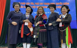Vì sao người dân tộc thiểu số không mặc trang phục truyền thống?
