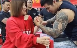 Cô gái vật tay thắng liên tiếp 3 thanh niên cao to