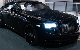 Rolls-Royce Wraith với lớp áo pha lê lấp lánh như trời sao