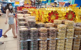 Chưa Tết, hàng hóa nhấp nhổm tăng giá