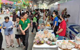 Lễ hội đặc sản Tết với chả rươi, hồng Đà Lạt... ở tòa nhà cao nhất Việt Nam