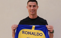 Không còn là tin đồn: Ronaldo đã chịu từ bỏ châu Âu đến thi đấu ở Saudi Arabia