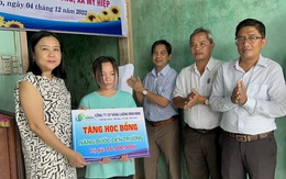 Cô tân sinh viên nghèo thủ khoa được tặng học bổng hơn 110 triệu đồng