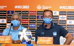 HLV Sydney FC: 'Chúng tôi sẽ chú ý nhiều đến Công Phượng và Văn Toàn'