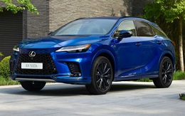 Lexus RX mất phiên bản 3 hàng ghế khi lên đời