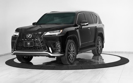 Lexus LX 600 bọc thép không ngán 2 lựu đạn nổ cùng lúc