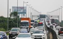 Chủ tịch UBND TP.HCM: 'Nên tính toán làm kinh tế giao thông, không phải dự án giao thông'