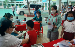 TP.HCM: Thêm xe tiêm vắc xin lưu động để tiêm cho học sinh