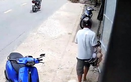 Tên trộm 'chê Vespa' lấy áo ngực phụ nữ