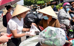 Tết đang đến, có cả niềm vui xen những tiếng ‘thở dài’ trĩu nặng lo âu