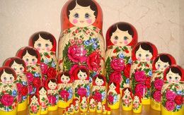 Tránh phân cấp, phân quyền kiểu 'Matrioshka'