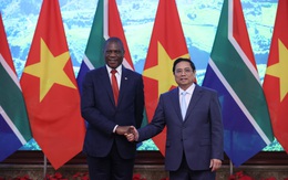 Thủ tướng Phạm Minh Chính tiếp Phó tổng thống Nam Phi