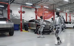 Robot tấn công kỹ sư phần mềm Tesla đến thương tích, máu me