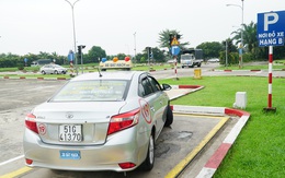 Từ nay, người dân TP.HCM ngồi nhà vẫn đổi được giấy phép lái xe