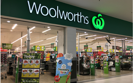 Australia: Chuỗi siêu thị Woolworths ngừng sử dụng túi nhựa