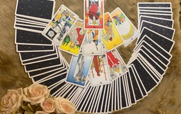 Nhan nhản quán cà phê xem bói bài tarot, sinh viên chi tiền triệu nghe 'thông điệp từ vũ trụ'