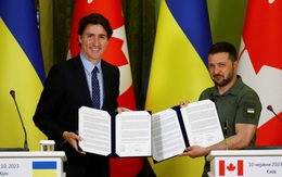 Thủ tướng Canada Trudeau thăm Kiev, công bố viện trợ quân sự