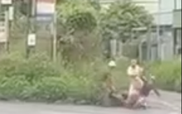 Đình chỉ công tác cán bộ trật tự đô thị phường quật ngã người bán cá