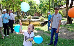 Hành trình yêu thương vô bờ của mẹ - Kỳ 1: Mẹ vẫn bên con đến cùng