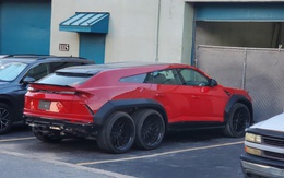 Chủ Lamborghini Urus biến siêu xe thành bản 6 bánh