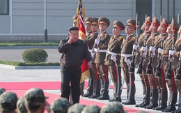 Tin tức thế giới 18-10: Ông Kim Jong Un gặp binh sĩ, nêu thông điệp cứng rắn với Hàn Quốc