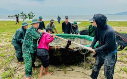 Đà Nẵng: Bộ đội cùng người dân dốc sức ứng phó bão Trà Mi