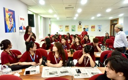 Sinh viên Trường đại học Nguyễn Tất Thành tìm hiểu, học tập tổ chức sự kiện tại báo Tuổi Trẻ