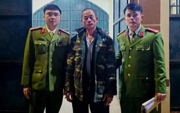 Bị khởi tố vì không chịu đo nồng độ cồn, đánh công an